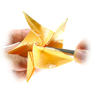 36th picture of five-petals easy origami rose I