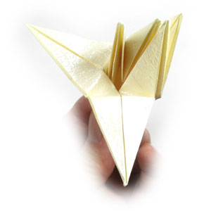 10th picture of origami lily with six petals