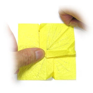 26th picture of origami primrose flower