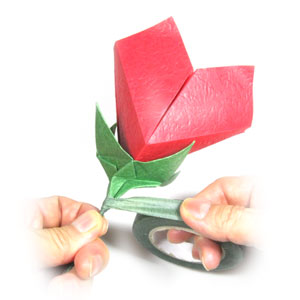 13th picture of Valentine's origami heart flower