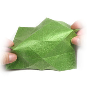 13th picture of four-leaf origami clover