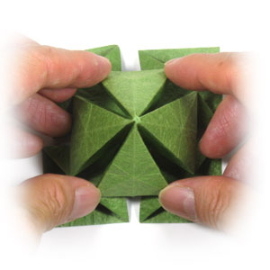 26th picture of four-leaf origami clover