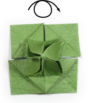 31th picture of four-leaf origami clover