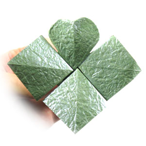 36th picture of four-leaf origami clover