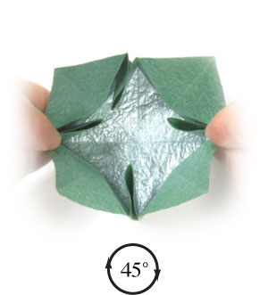 10th picture of four-leaf origami clover wisth a flat base