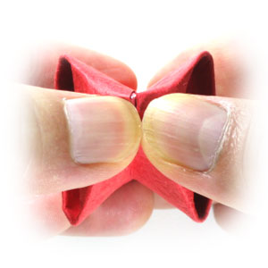 16th picture of traditional origami tulip